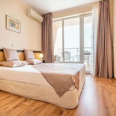Obzor Beach Resort Aparthotel 4*